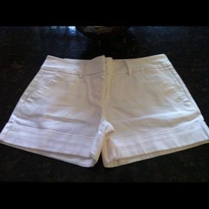 Loft Women's white cuffed shorts, fits size 6-8