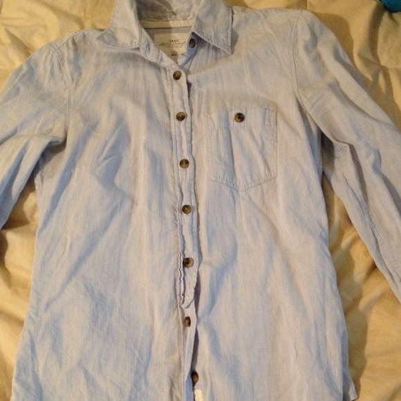 H&M shirt with elbow patch