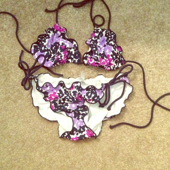 Purple floral ruffle bikini
