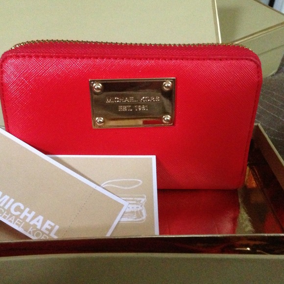 Authentic michael kors saffiano phone case