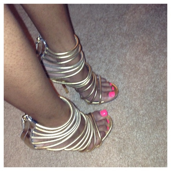 giuseppe  zanotti not for sale just sharing