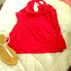 Sleeveless red-orange loop too XL