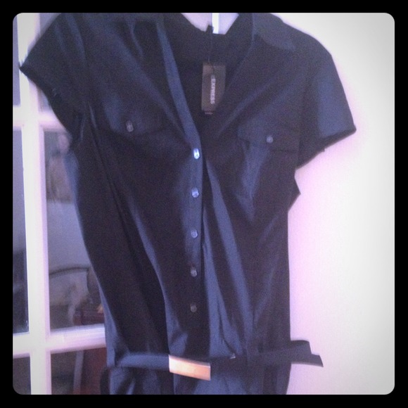 Black express dress with low waisted belt