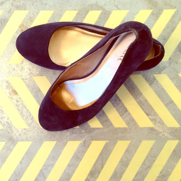 Navy Merona pho-suede slight wedge flats