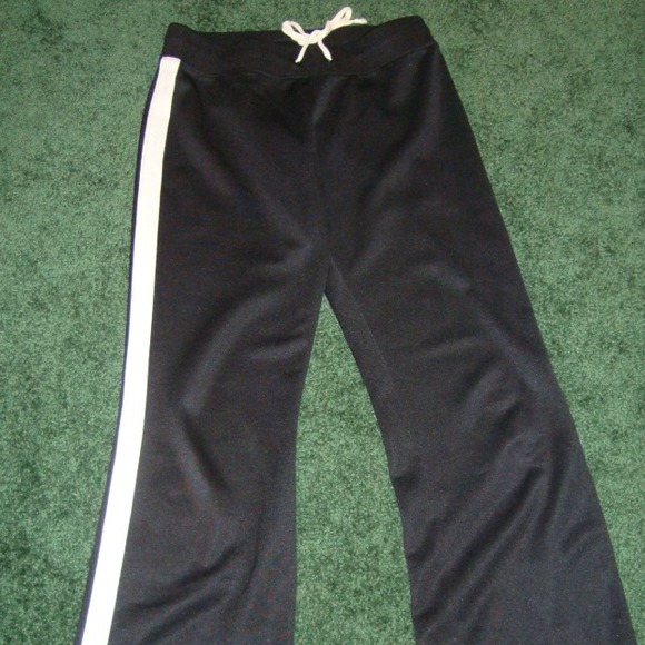 ❌SOLDArizona Black Striped Yoga Pants❌