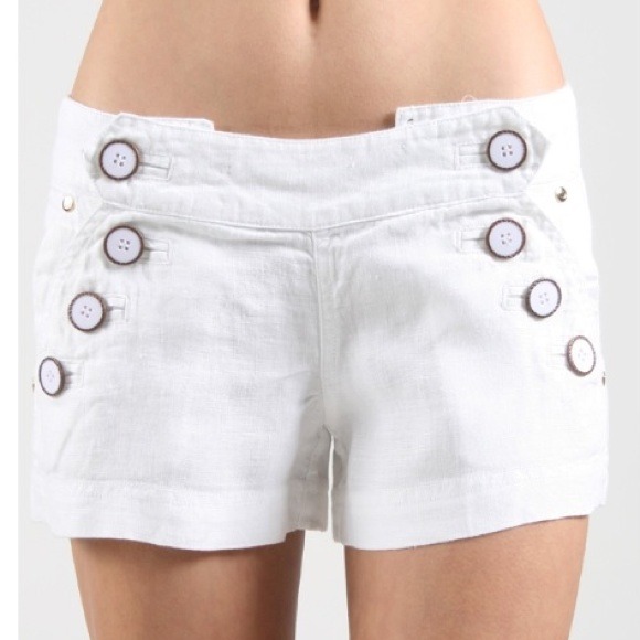 Linen shorts
