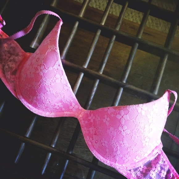 Victoria's Secret Hot pink Scoopneck Bra 34B