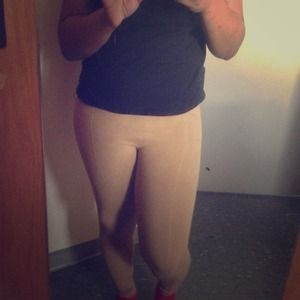 Thick beige leggings