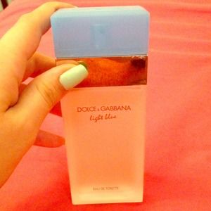 Light blue by Dolce and Gabbana perfume