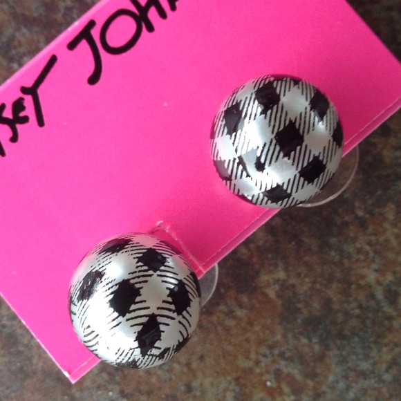 Betsey Johnson Jewelry - #89 Betsy Johnson Earrings