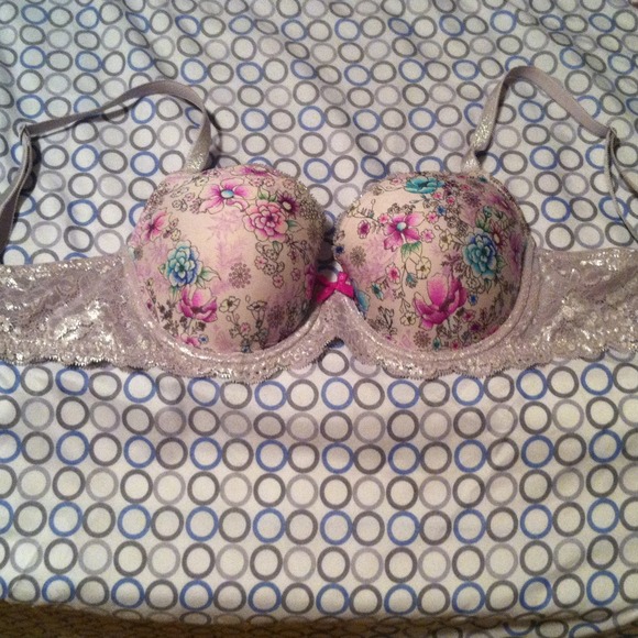 Victoria's Secret Demi bra