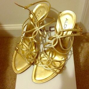 Sexy Gold Shoes