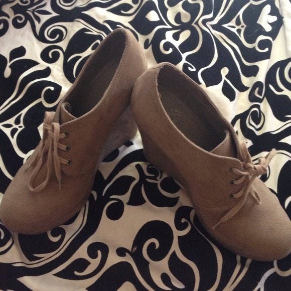 BOOT WEDGES