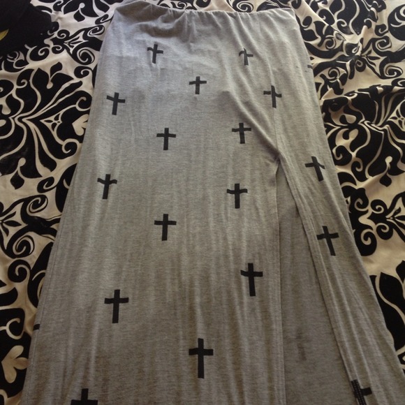 LONG SKIRT