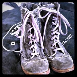 ON HOLD -Steve Madden, denim, laced up boots