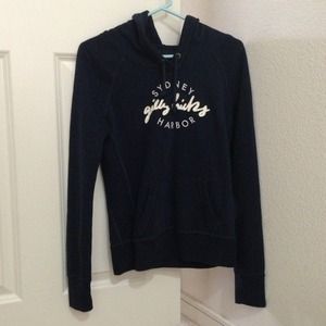 Reserved gilly hicks sweatshirt NWT size M