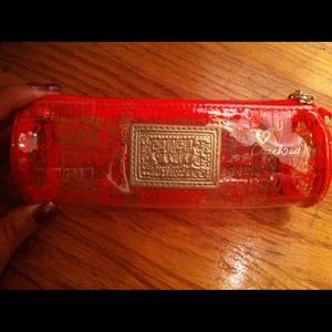 Travel-size perfume/ make up brush/ pencil holder