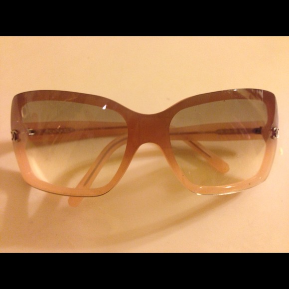 Chanel authentic sunglasses