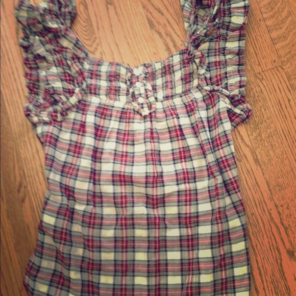 N/A💐Zara plaid shirt. Perfect summer top 🌾