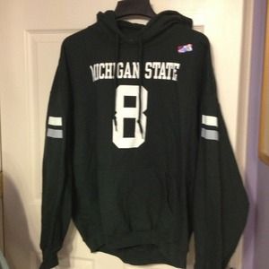 Bundled top and Michigan state university hoodie!!
