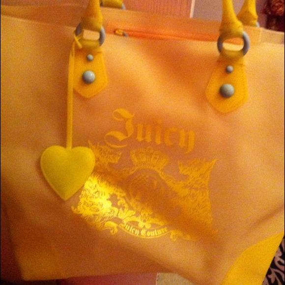 Juicy Couture Handbags - 🌟RESERVED🌟 Juicy Couture Bag