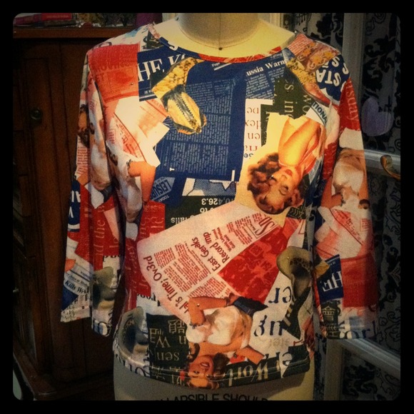 💚Pinup Design Top💜 - Picture 1 of 3