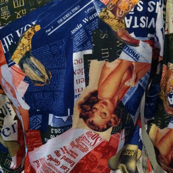 💚Pinup Design Top💜 - Picture 2 of 3