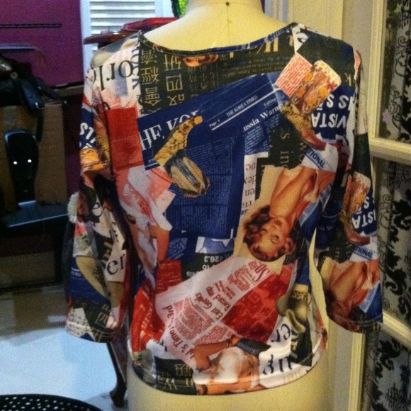 💚Pinup Design Top💜 - Picture 3 of 3