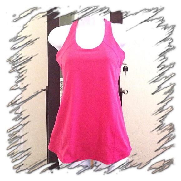 💟SOLD💟Bundled💟 Lulu Scoop Neck Tank