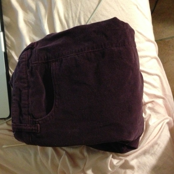 REDUCED: Deep plum corduroy skinnies!