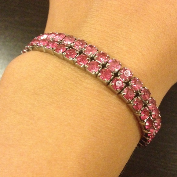 Pink rhinestone stretchy bracelets