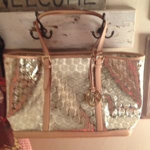 Michael Kors Purse/Tote...need to sell make offer