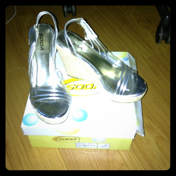 Silver/clear wedges size 7... Very comfortable