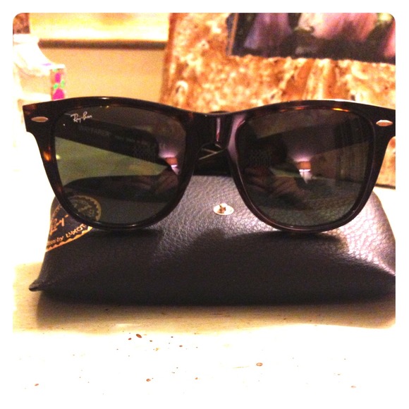 Brand New Untouched Ray Ban Wayfarers