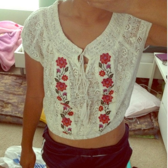 Forever 21 Floral Blouse - Picture 4 of 4