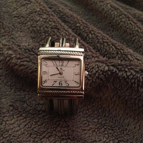 Premier Designs Watch