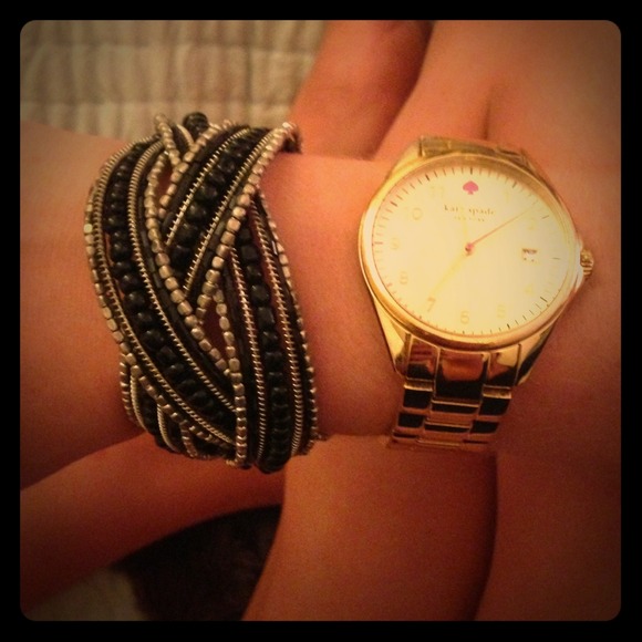 Forever 21 Twisted Black/Silver Bracelet