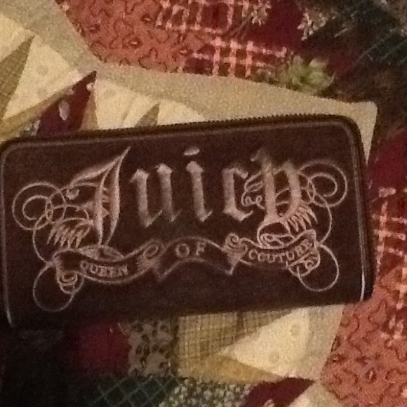 AUTHENTIC BROWN JUICY WALLET
