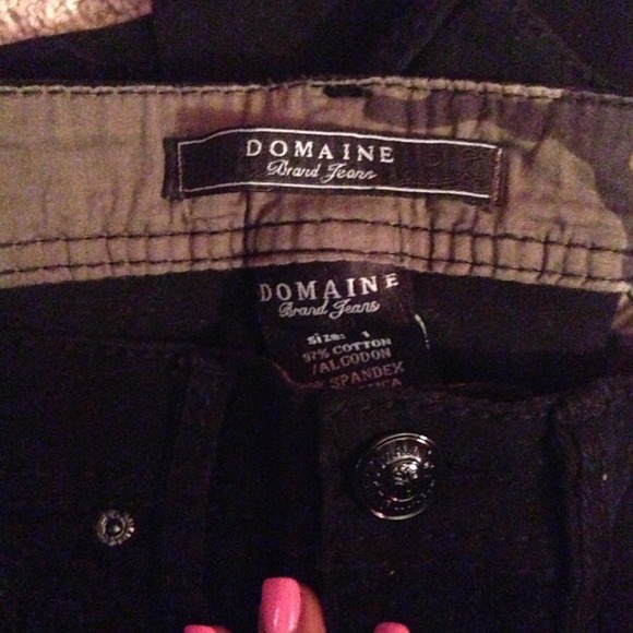Domaine - Picture 2 of 2