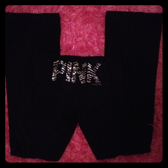 ***SOLD***Victoria Secret Yoga Pants Size Small