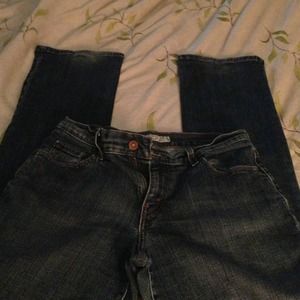 Women's Levi's,