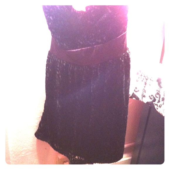 velvet black strapless dress