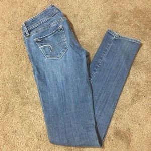 American Eagle Skinny Jeans size 4 LONG