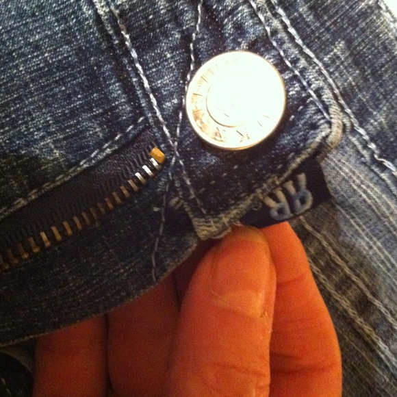 🍒ROCK & REPUBLIC 🍒BY VICTORIA BECKAM 🍒 - Picture 3 of 4