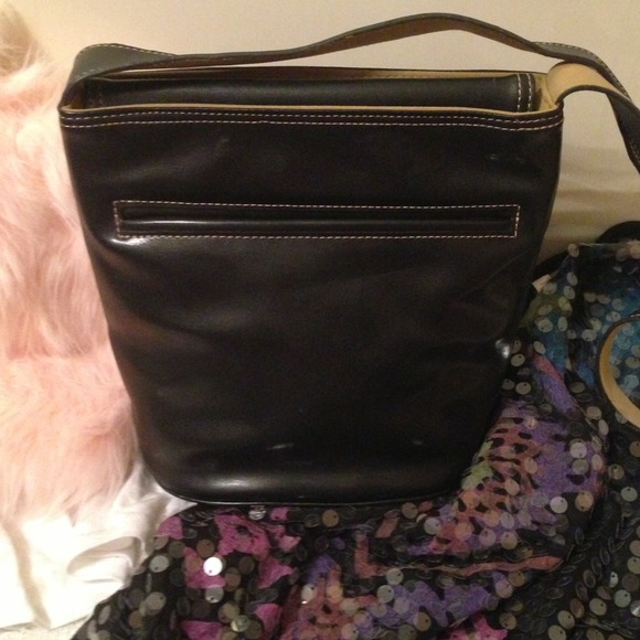 BLK MONDANI HANDBAG - Picture 3 of 4