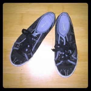 Authentic Coach Shoes Size 6
