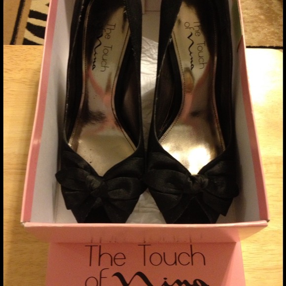 Open toe low black heels for any special occasion