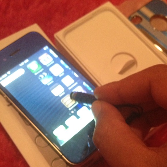 Sold - Picture 3 of 4