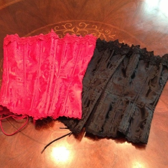 Frederick corset red and black bundle