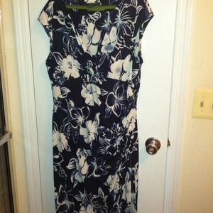 Ralph Lauren summer dress side ruching v neck